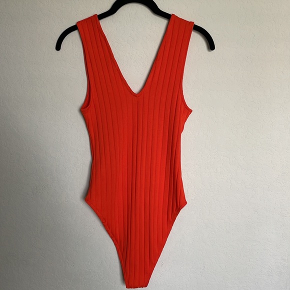Zara Orange Sleeveless  V Neck Bodysuit…Small size Great Stretch.Gently used! - Picture 2 of 7